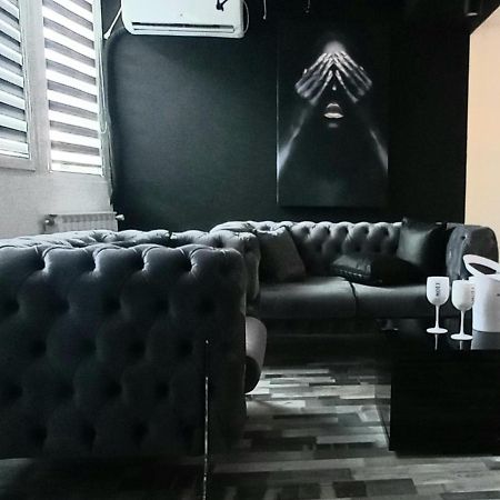 Naumovski Apartments سكوبجي المظهر الخارجي الصورة