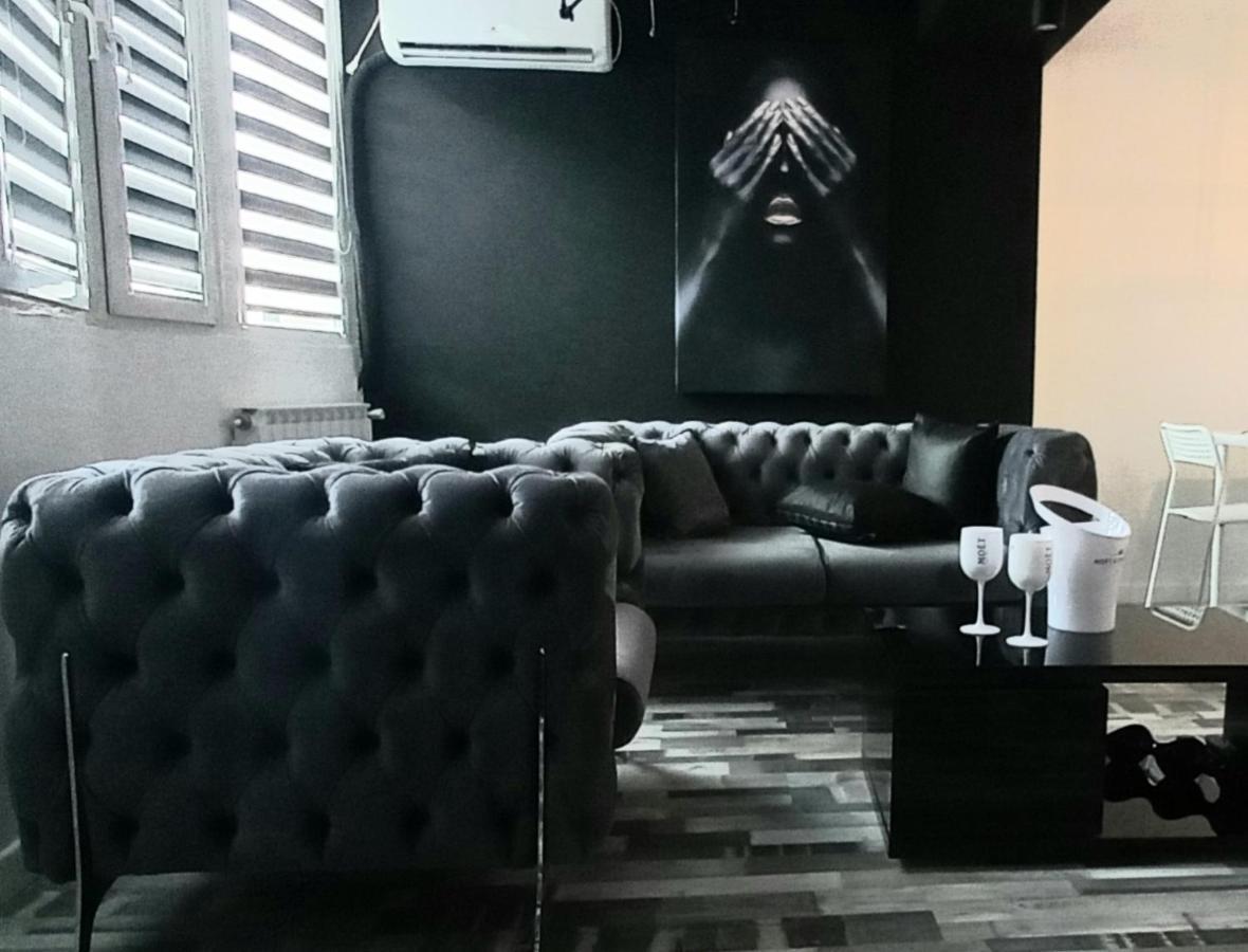Naumovski Apartments سكوبجي المظهر الخارجي الصورة